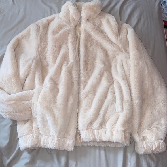 Faux Fur Jacket - Picture 1 of 3